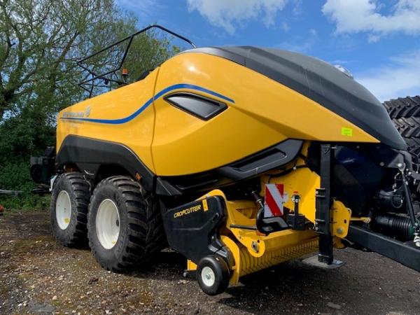 New Holland BB1290 High Density Baler